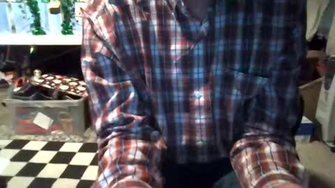 mikeb3200 online show from December 31, 4:38 am