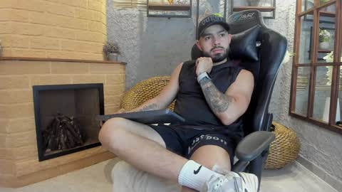 Mike Blare online show from January 30, 7:26 pm