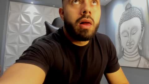 Mike Blare online show from December 31, 5:51 pm