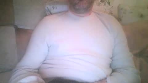 mikehockishuge9 online show from November 15, 4:30 pm