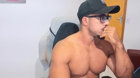mikehotk online show from June 2, 8:00 pm