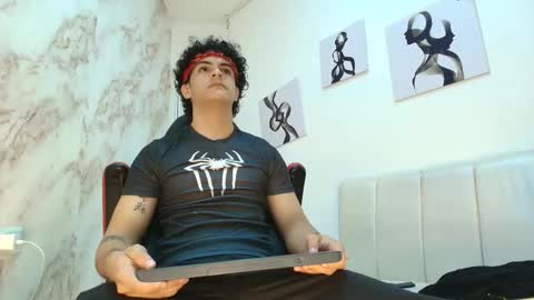 mikey_banji online show from November 4, 1:23 pm