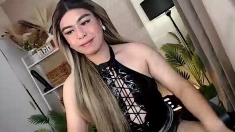 Theresa Luna online show from December 23, 5:13 am