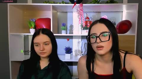 miki_ti online show from February 14, 8:22 pm