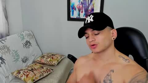 MIKKE online show from February 20, 2:24 pm