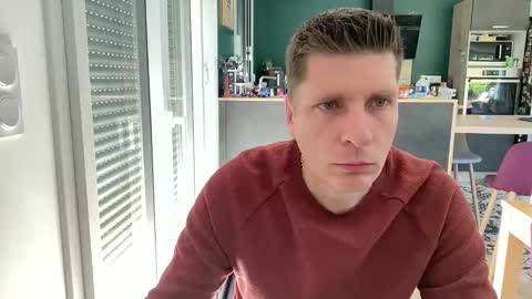 miklp8463 online show from May 20, 7:59 am