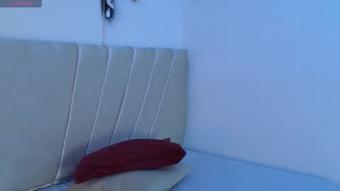 Mikoto Urb online show from December 13, 10:49 pm