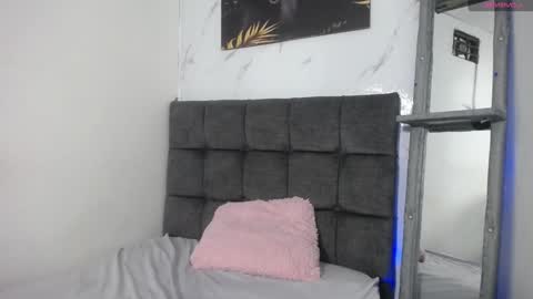 Mikoto Urb online show from January 21, 11:24 pm