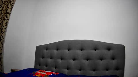 Mikyloveu online show from December 26, 5:30 pm