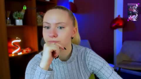 mila_glow online show from February 12, 12:20 pm