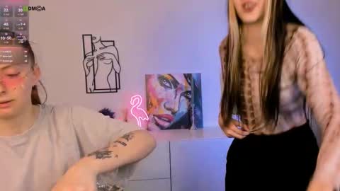 mila_glow online show from September 9, 1:33 pm