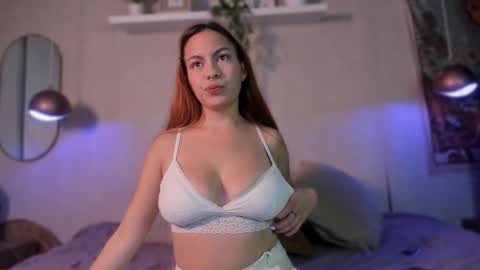 milaa_rougee online show from March 3, 11:50 am