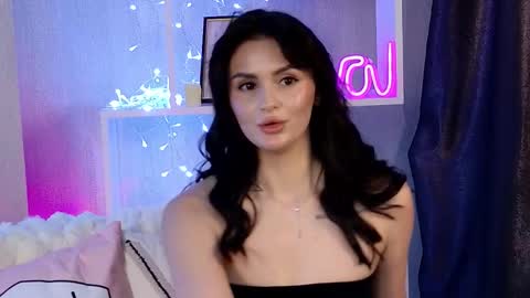 Mila online show from March 19, 2:55 pm