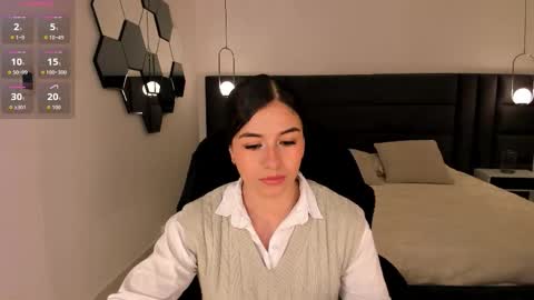 Mila online show from February 3, 2:53 am