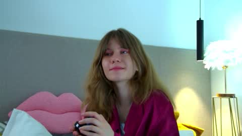 Mila online show from February 28, 12:31 pm