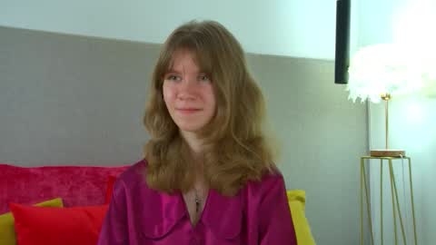 Mila online show from March 15, 6:40 am