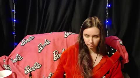 MilAna online show from September 18, 6:23 pm