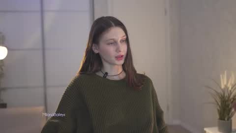 Milana   online show from February 20, 8:36 pm