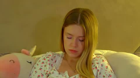MilanaBalmain online show from July 14, 10:21 am