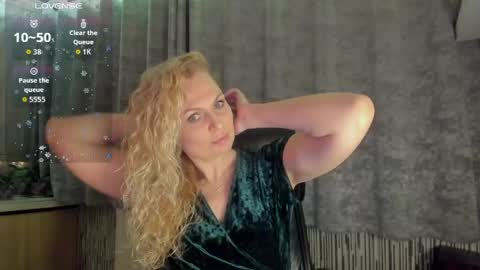 milanna_x online show from March 2, 6:47 pm