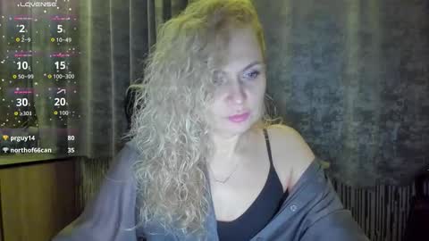 Snapshot of milanna_x chatting on October 20, 8:14 pm milanna_x online show from October 20, 8:14 pm
