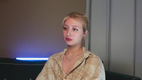 Mila online show from January 19, 10:17 pm