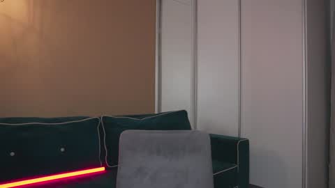 Mila online show from January 21, 6:23 pm