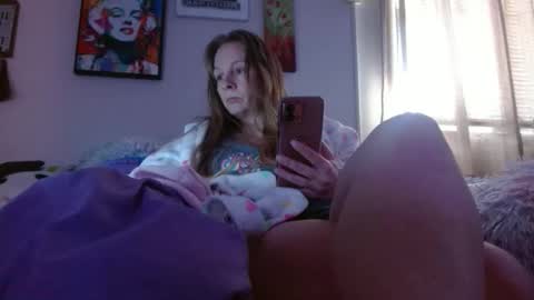 Mila online show from March 4, 4:15 pm