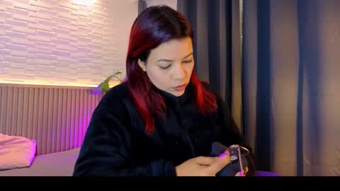 milena_lawson online show from October 27, 11:43 am