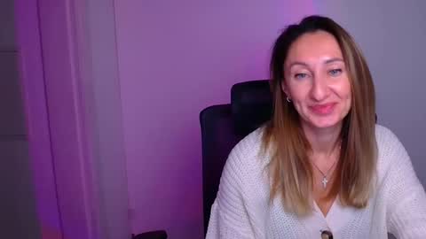 Milena online show from December 16, 8:20 am