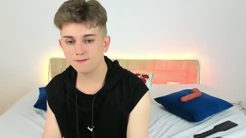 Miles online show from June 18, 3:45 am