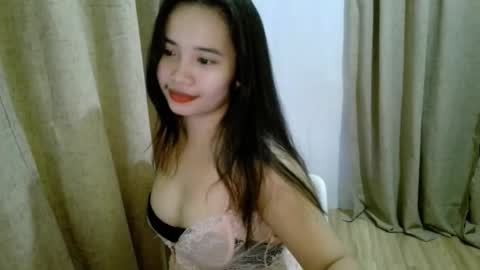 miletera online show from November 7, 10:23 pm