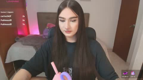 Miley online show from May 25, 3:18 pm