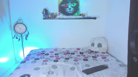 miley_kane online show from February 19, 3:39 am