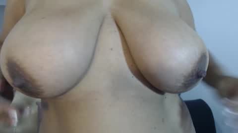 milf_hugeboobs online show from February 4, 10:52 am