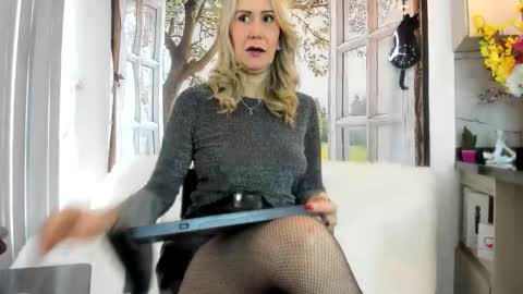 ASHLEY online show from March 30, 2:39 pm