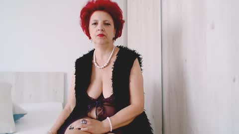 Milfsupreme online show from September 22, 12:53 pm