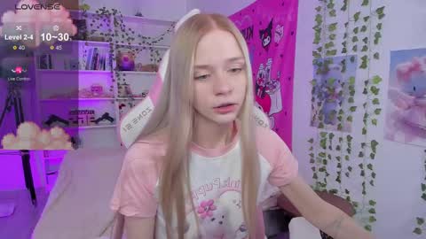 Milia online show from February 22, 10:20 pm