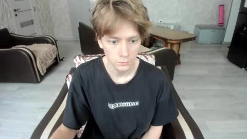 Isaac online show from February 13, 5:11 am