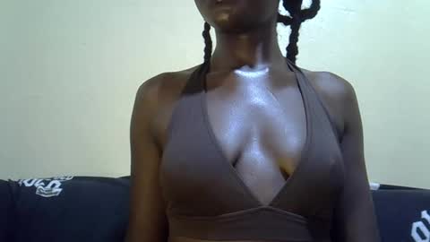 milky_cocoh online show from April 23, 8:55 am