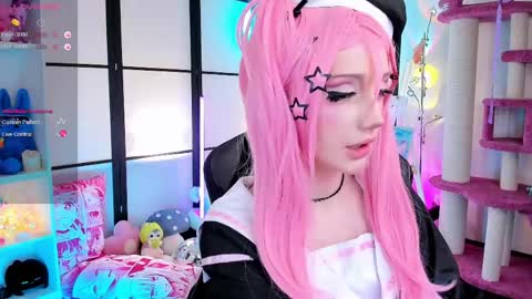 milky cute online show from April 28, 7:40 pm