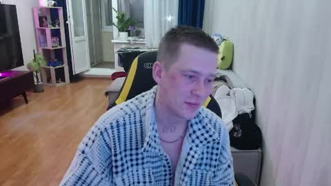 Mark and Elsa  online show from April 21, 6:59 pm