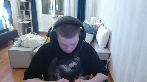 Mark and Elsa  online show from April 11, 8:24 pm