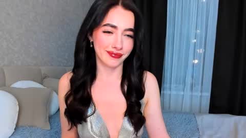 milla moore online show from October 7, 4:03 pm