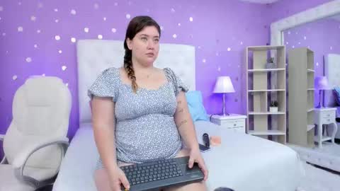 millers_rousse online show from February 13, 12:52 pm