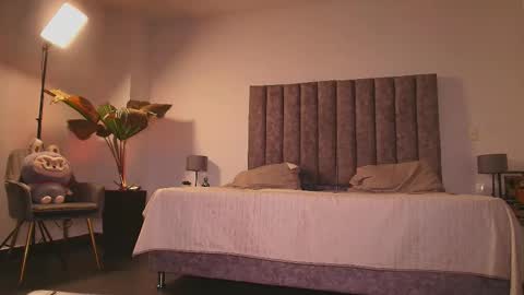 Mila  online show from March 22, 2:15 am