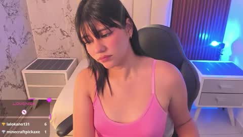 millyevans1 online show from March 27, 4:07 am