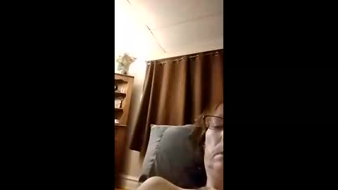 miloanj online show from May 16, 10:36 am
