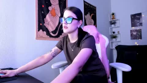 milro12 online show from May 6, 3:51 pm