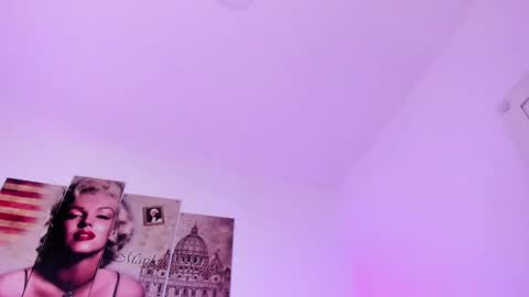 Snapshot of milu_cooper chatting on October 8, 7:47 am milu modelo independiente .onlyfans kmila model online show from October 8, 7:47 am